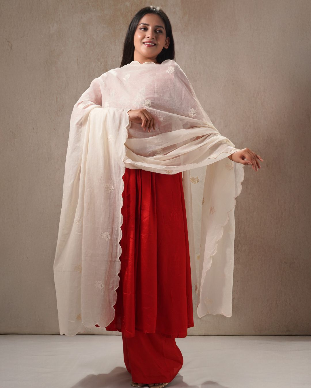 Dyeable Cotton Mulmul Dupatta - Khaas Pankh