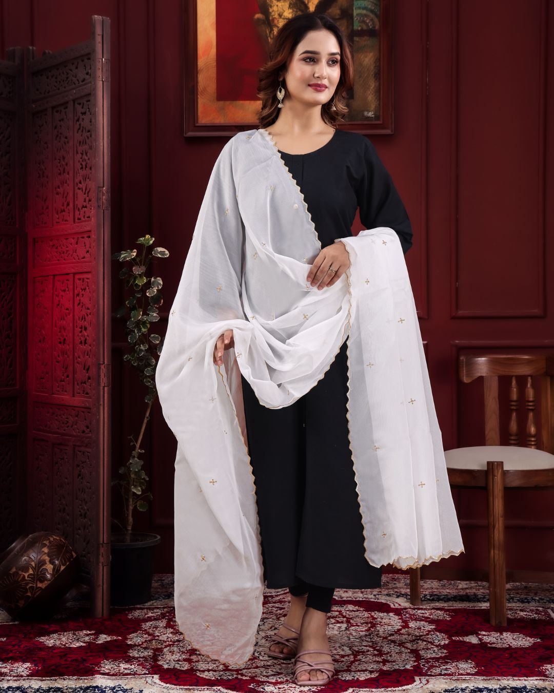 Dyeable Organza Embroidered Dupatta With Sequins & Zari Work - Varnika