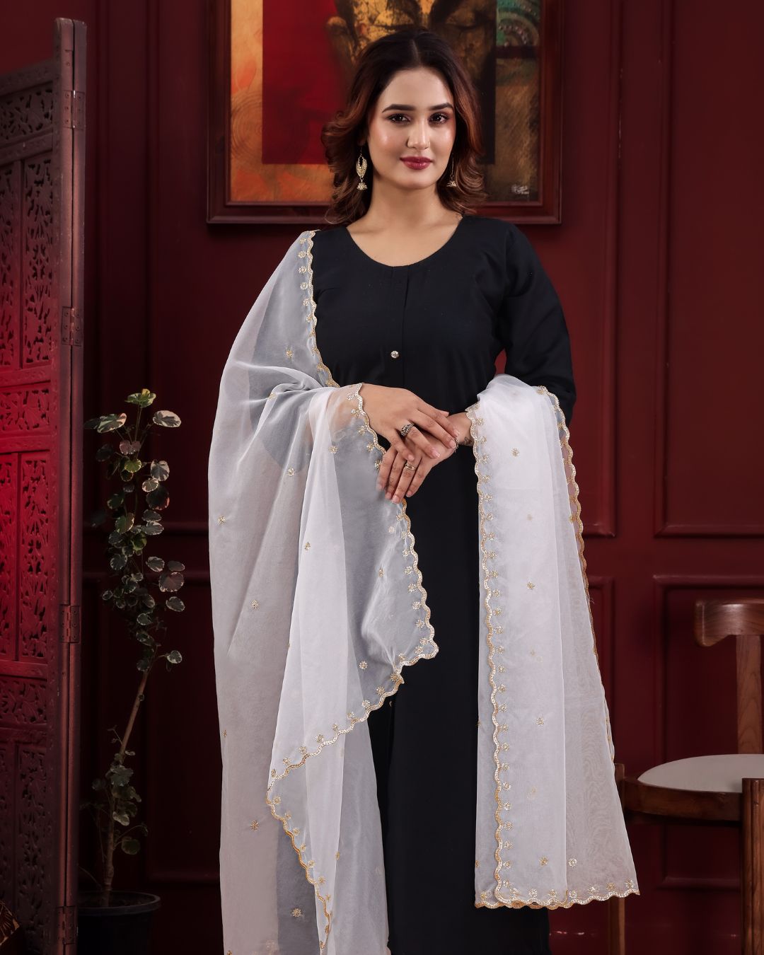 Dyeable Organza Embroidered Dupatta With Sequins & Zari Work - Pankhudi
