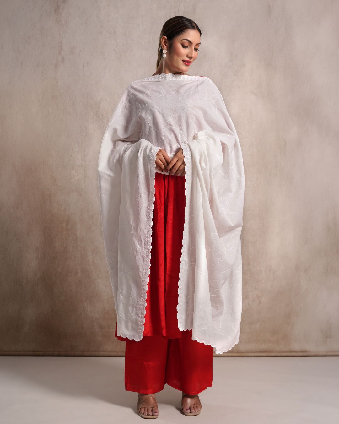 Dyeable Cotton Mulmul Dupatta - Classy Twirl