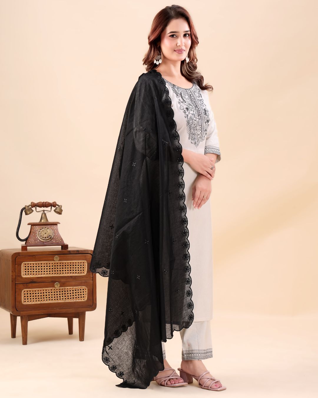 Black Cotton Mulmul Dupatta - Heritage Crest