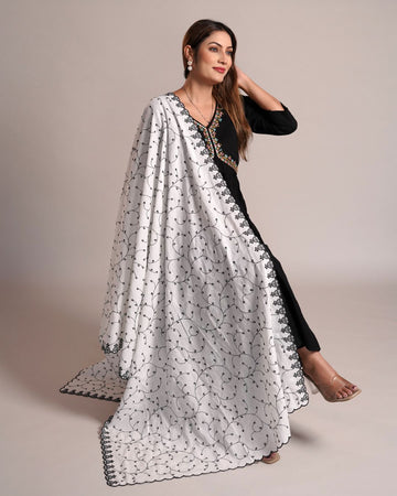 Dyeable Cotton Mulmul Dupatta - Classic Swirl