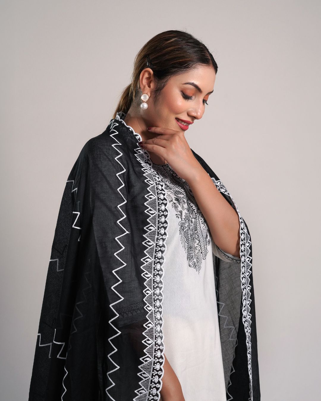 Black Cotton Mulmul Dupatta - Tribal Edge