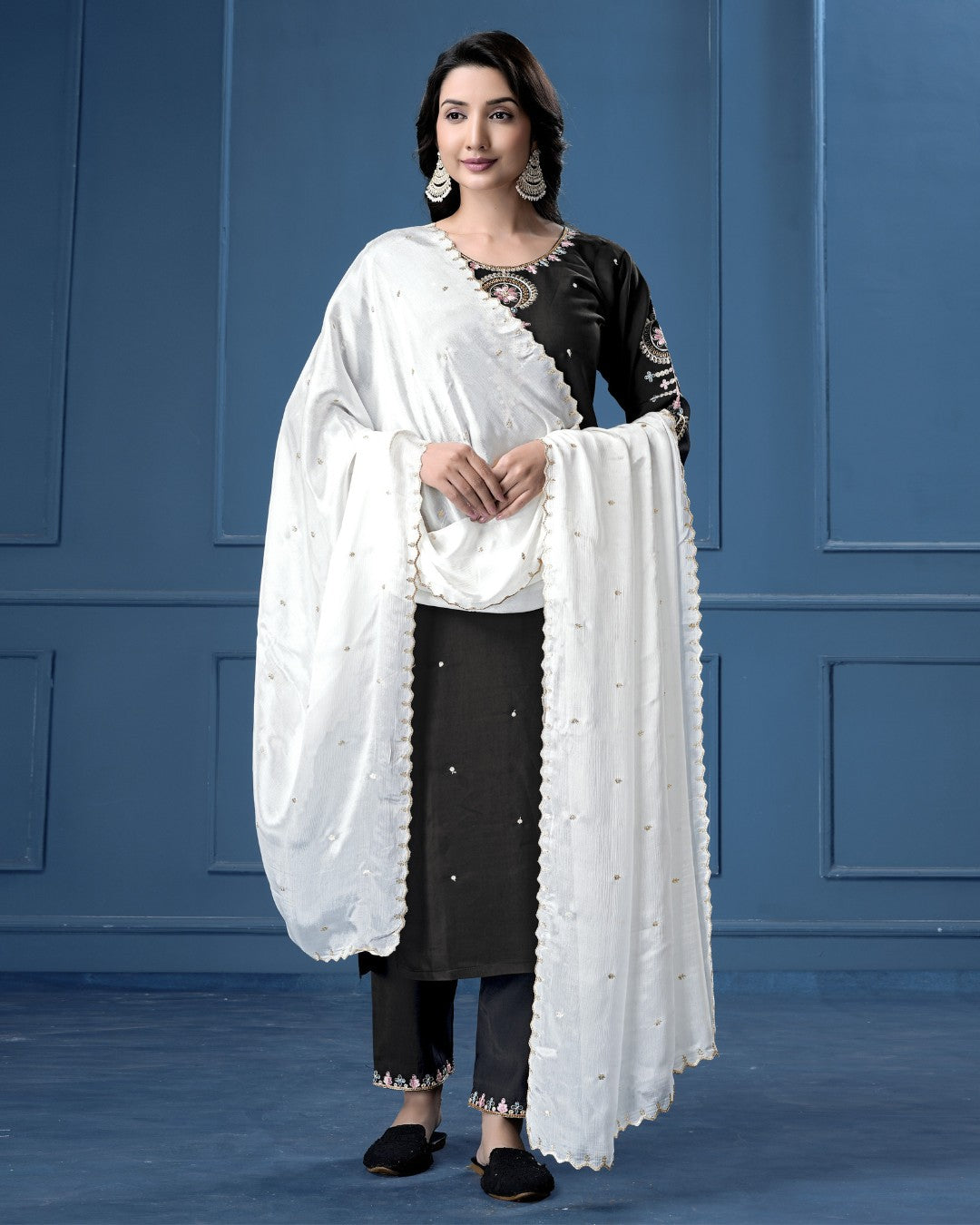 Dyeable Pure Chinon Dupatta - Chevron Edge