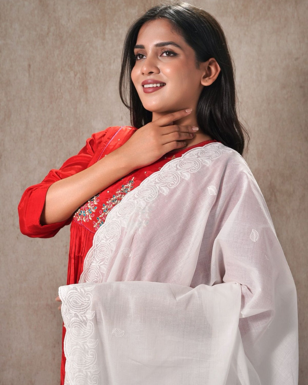 Dyeable Cotton Mulmul Dupatta - Arabesque Flow