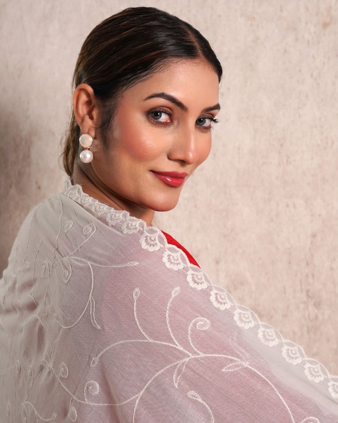 Dyeable Cotton Mulmul Dupatta - Curvy Stitch