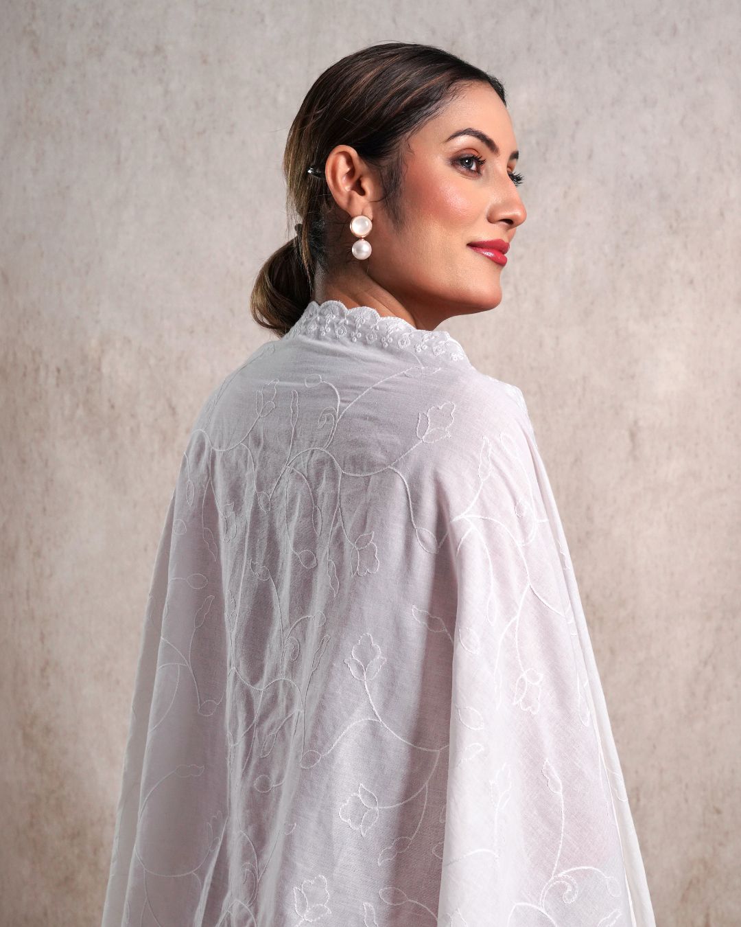 Dyeable Cotton Mulmul Dupatta - Classy Twirl