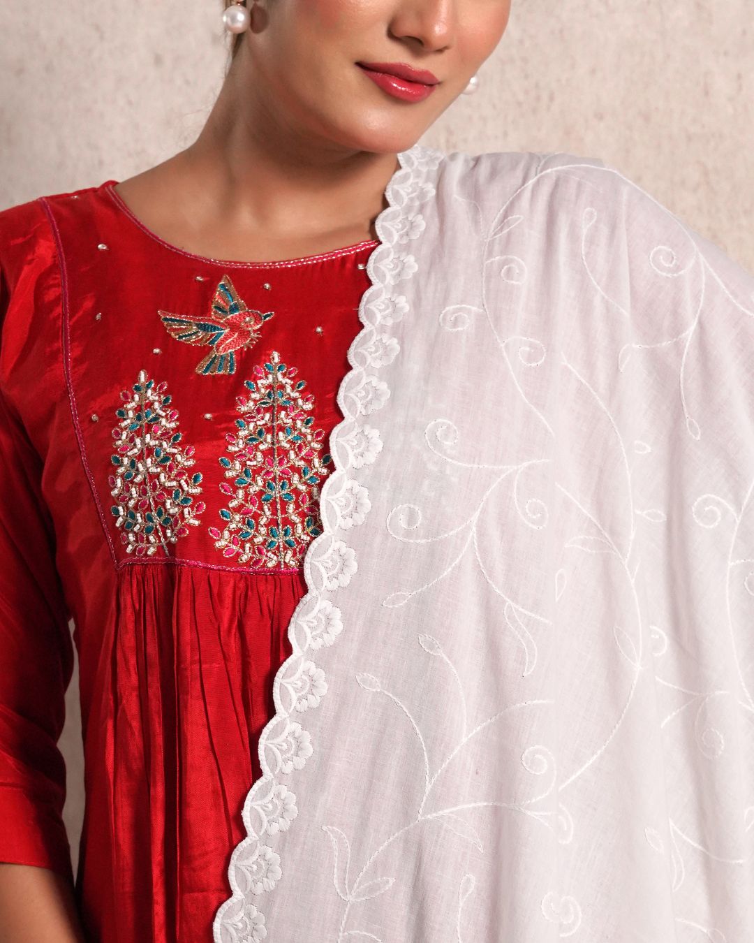 Dyeable Cotton Mulmul Dupatta - Curvy Stitch