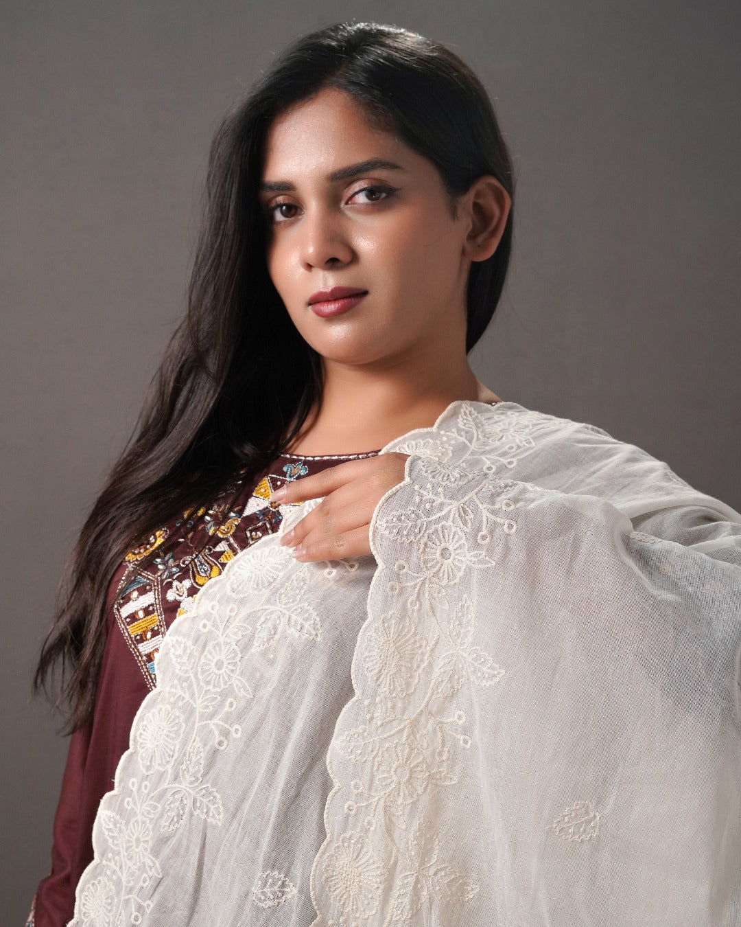 Dyeable Cotton Mulmul Dupatta - Bloom Lace 2