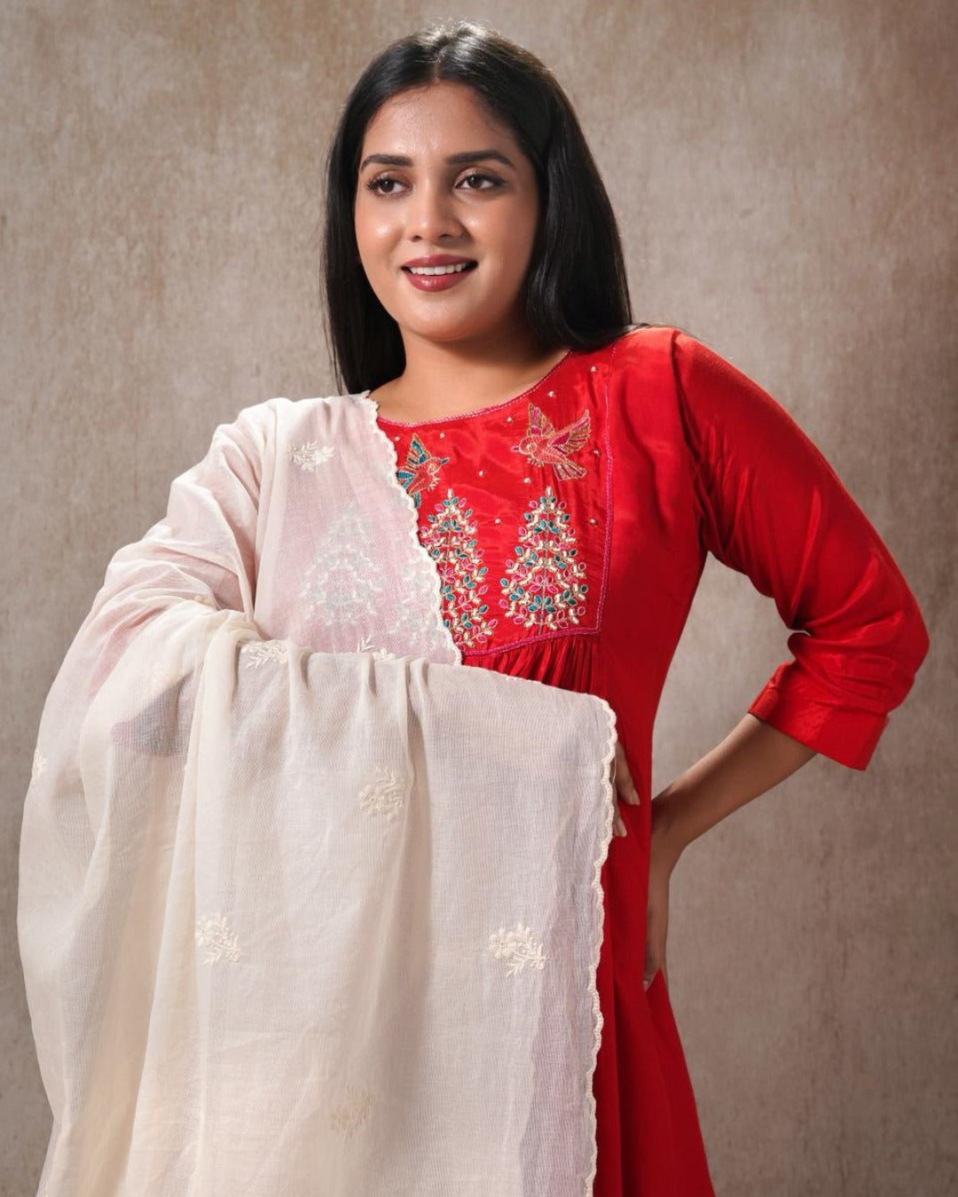 Dyeable Cotton Mulmul Dupatta - Buti Charm 2