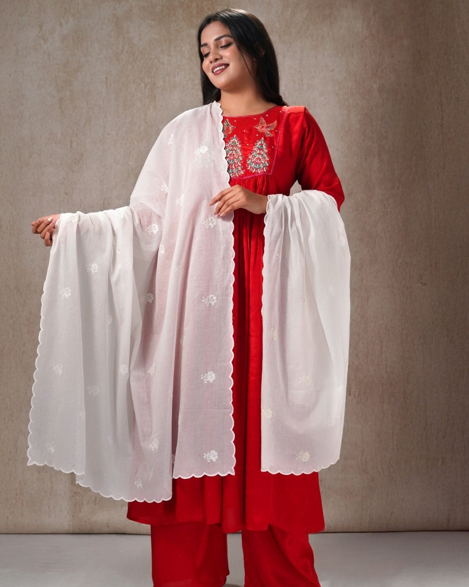 Dyeable Cotton Mulmul Dupatta - Classic Flora 1