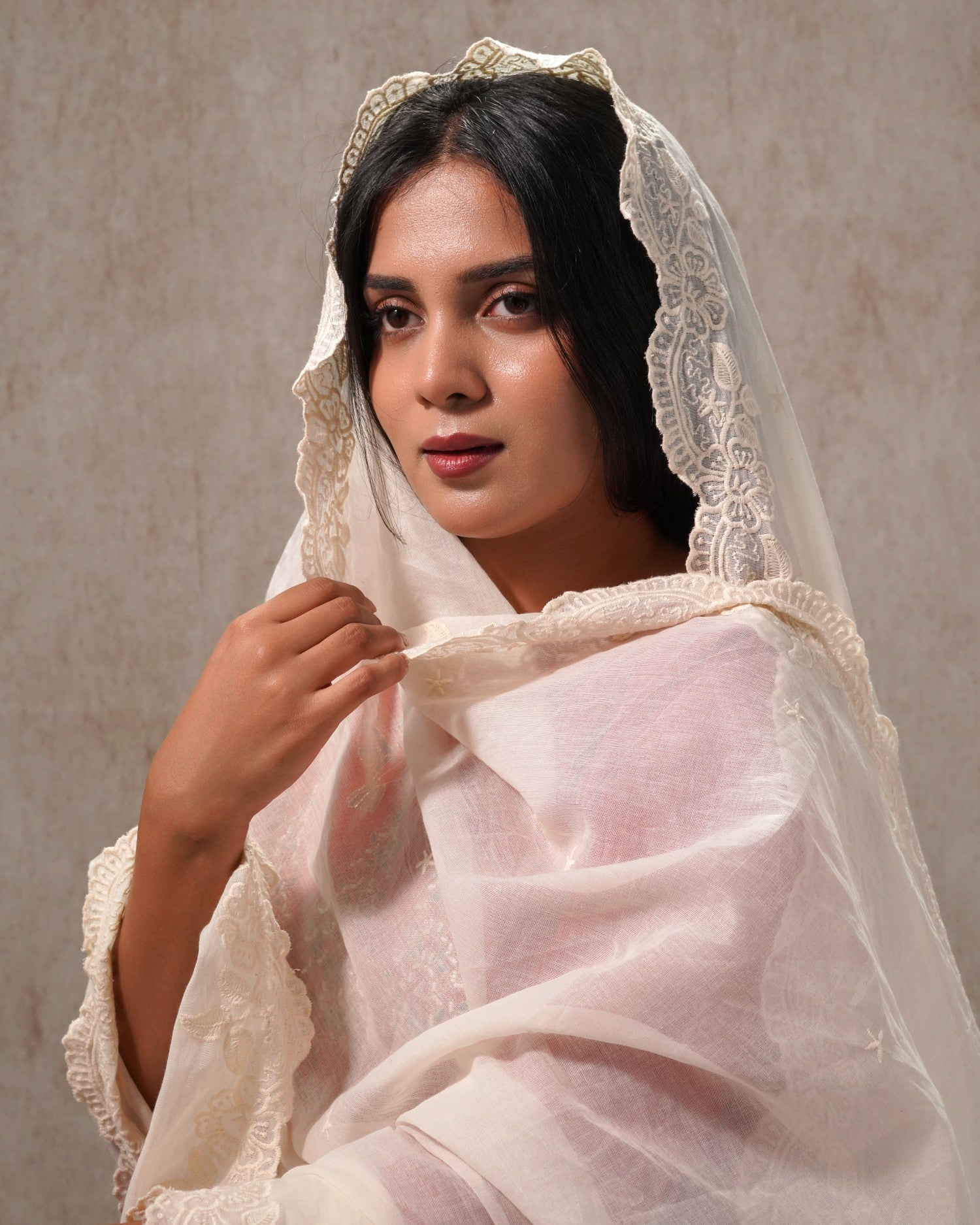 Dyeable Cotton Mulmul Dupatta - Floral Elegance 1