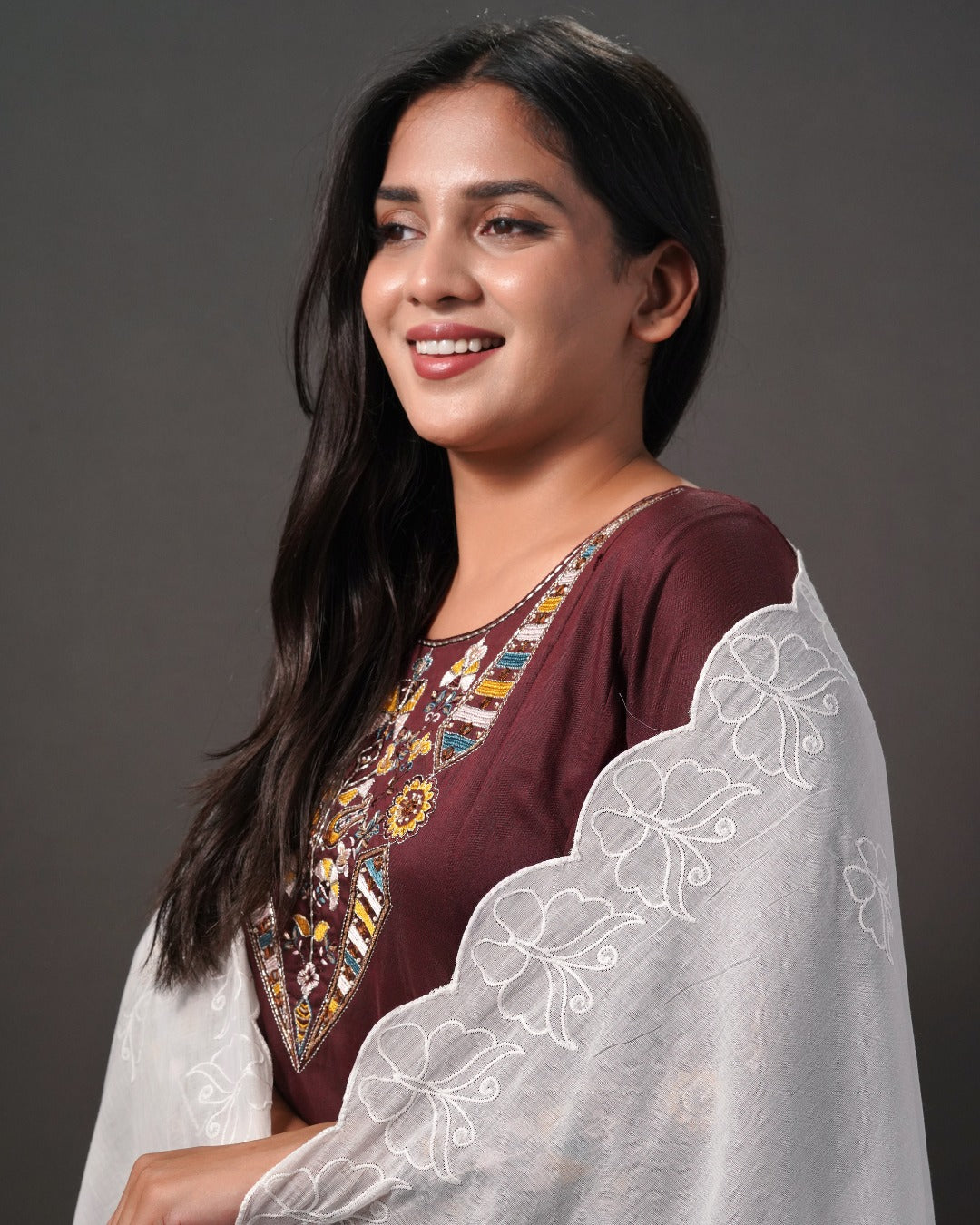 Dyeable Cotton Mulmul Dupatta - Flutter Motif