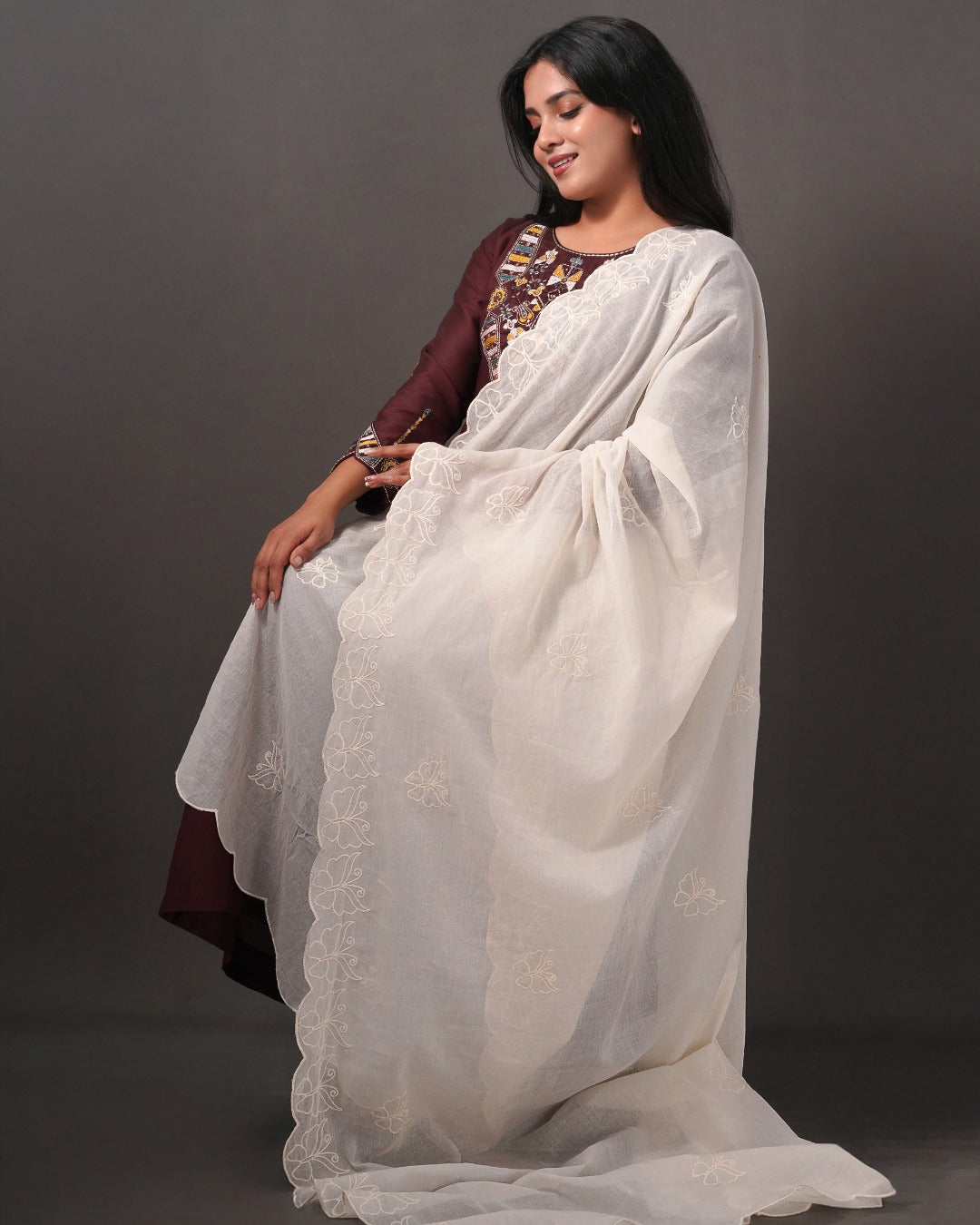 Dyeable Cotton Mulmul Dupatta - Flutter Motif 3