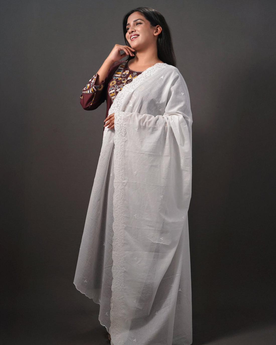 Dyeable Cotton Mulmul Dupatta - Leaf Weave 4