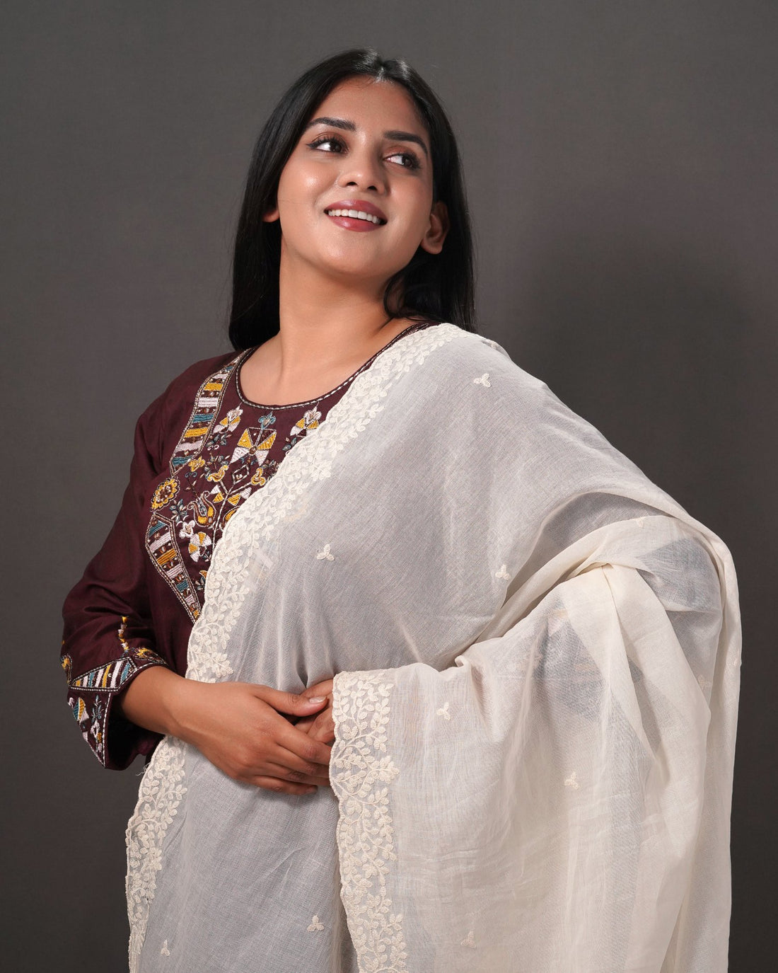 Dyeable Cotton Mulmul Dupatta - Leaf Weave 4