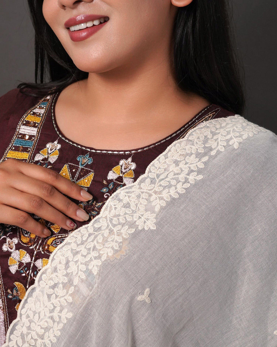 Dyeable Cotton Mulmul Dupatta - Leaf Weave 4