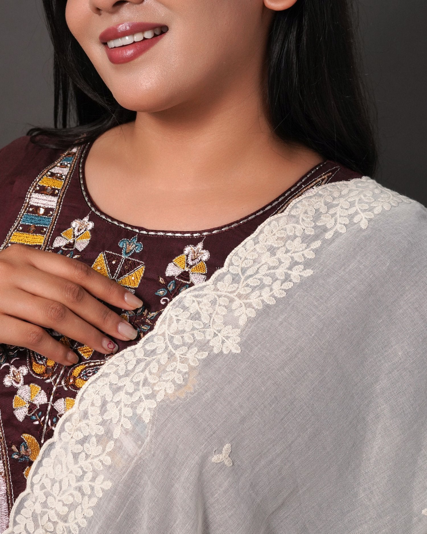 Dyeable Cotton Mulmul Dupatta - Leaf Weave 3