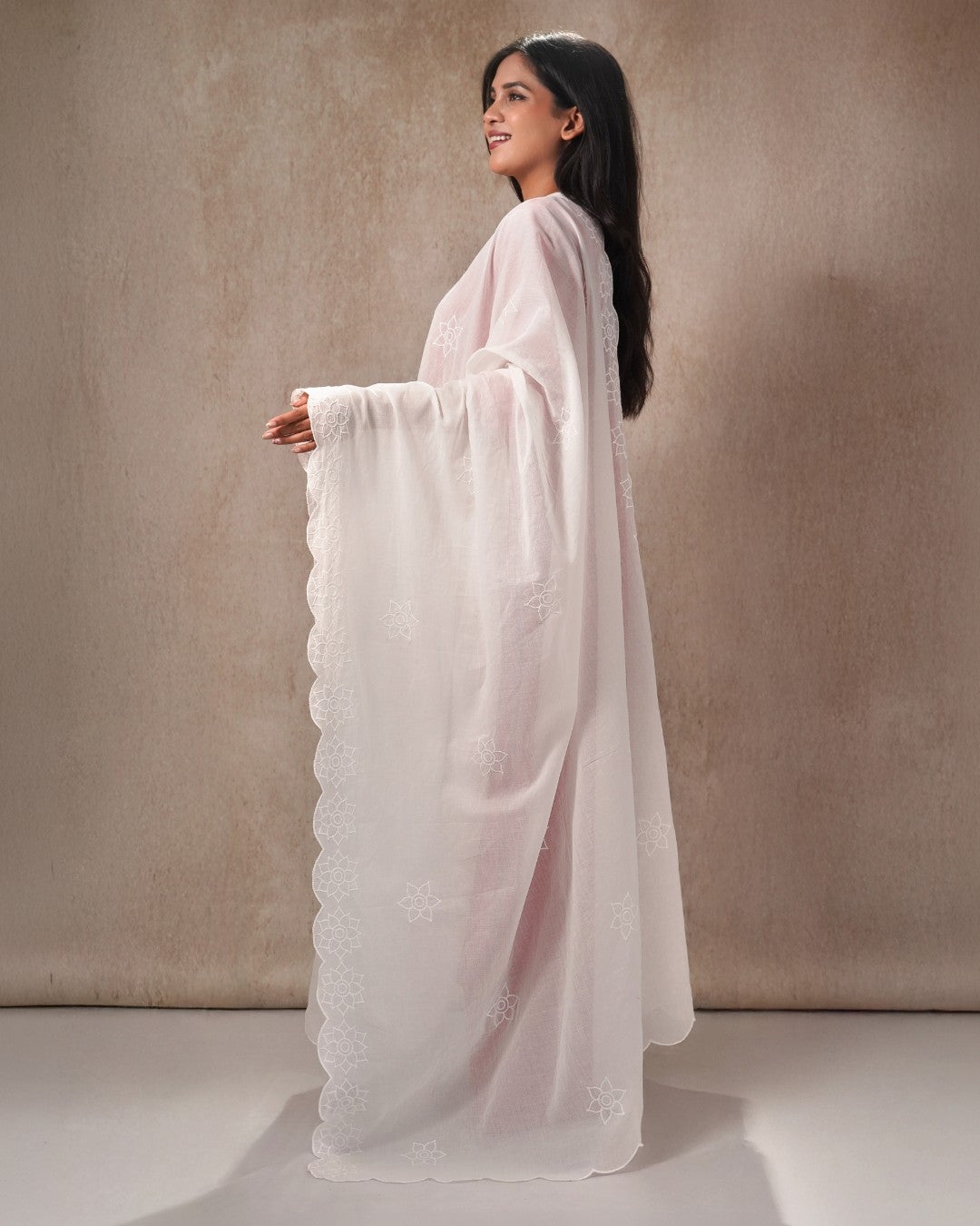 Dyeable Cotton Mulmul Dupatta - Lotus Curve 5