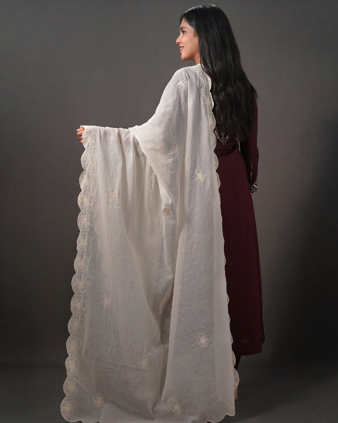 Dyeable Cotton Mulmul Dupatta - Petal Grace 3