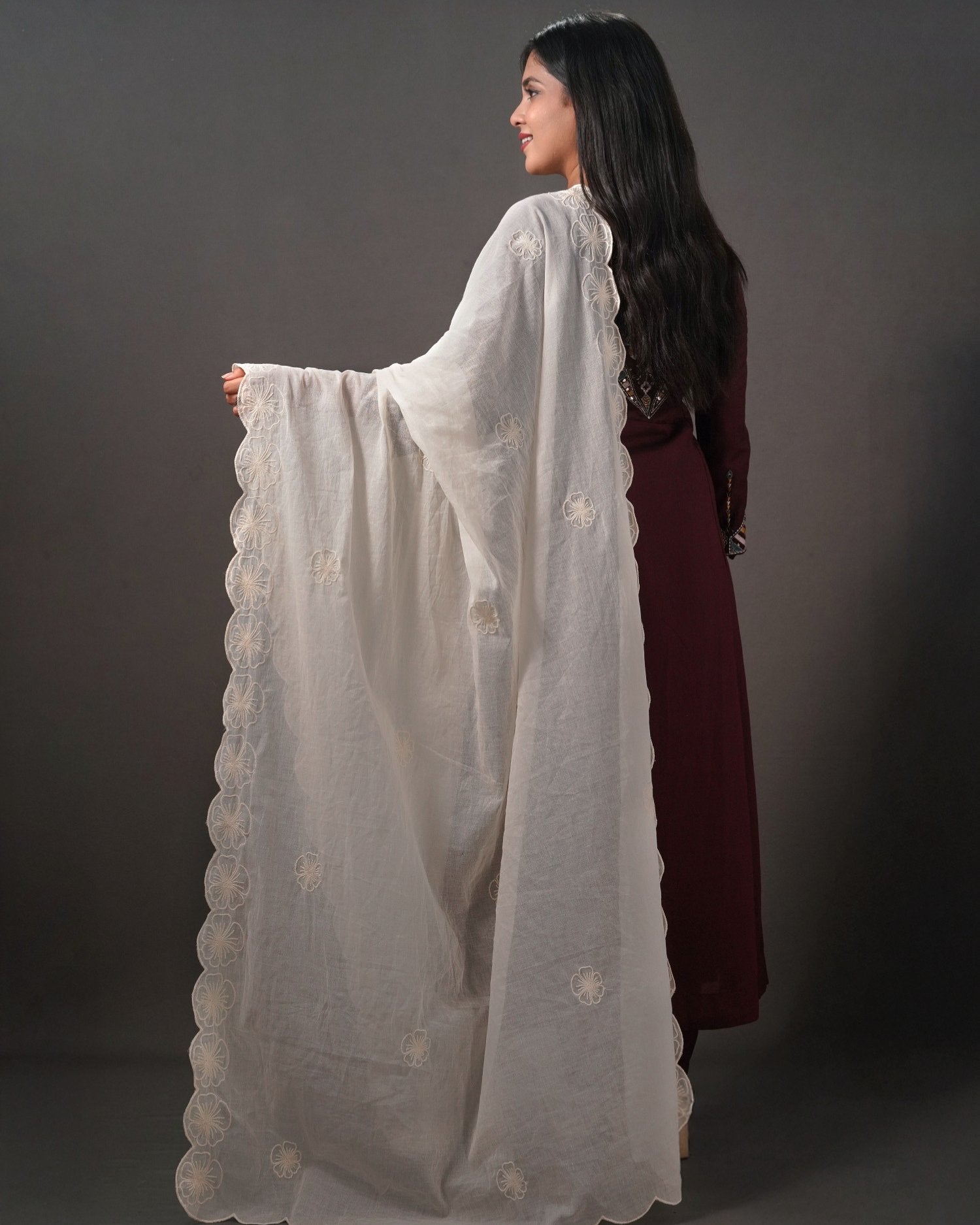 Dyeable Cotton Mulmul Dupatta - Petal Grace