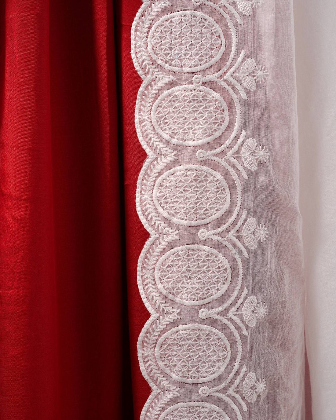 Dyeable Cotton Mulmul Dupatta - Signature Border 3