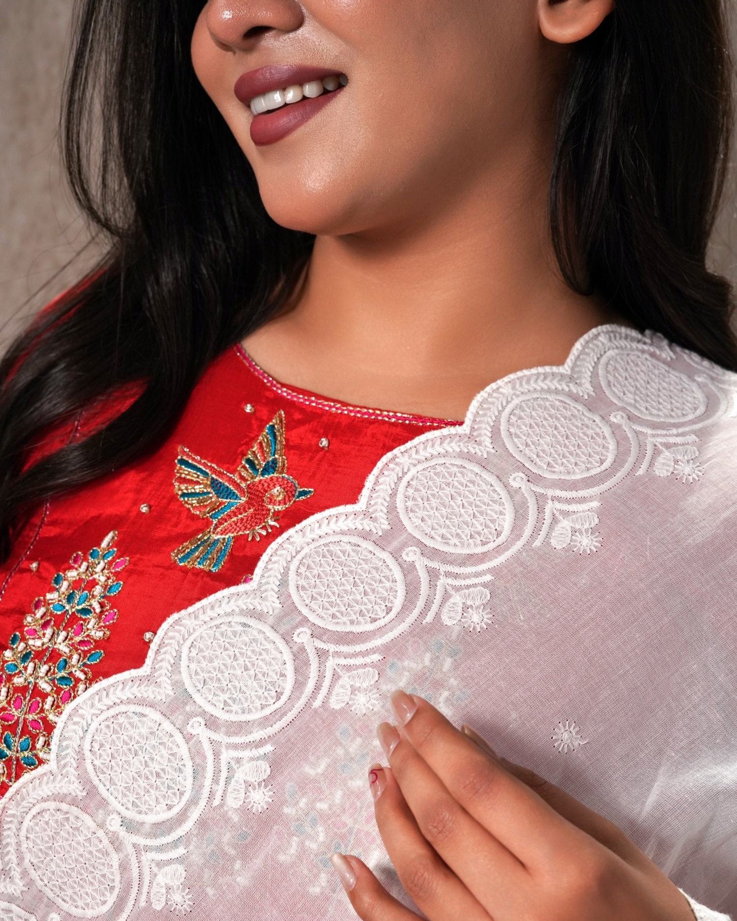 Dyeable Cotton Mulmul Dupatta - Signature Border 1
