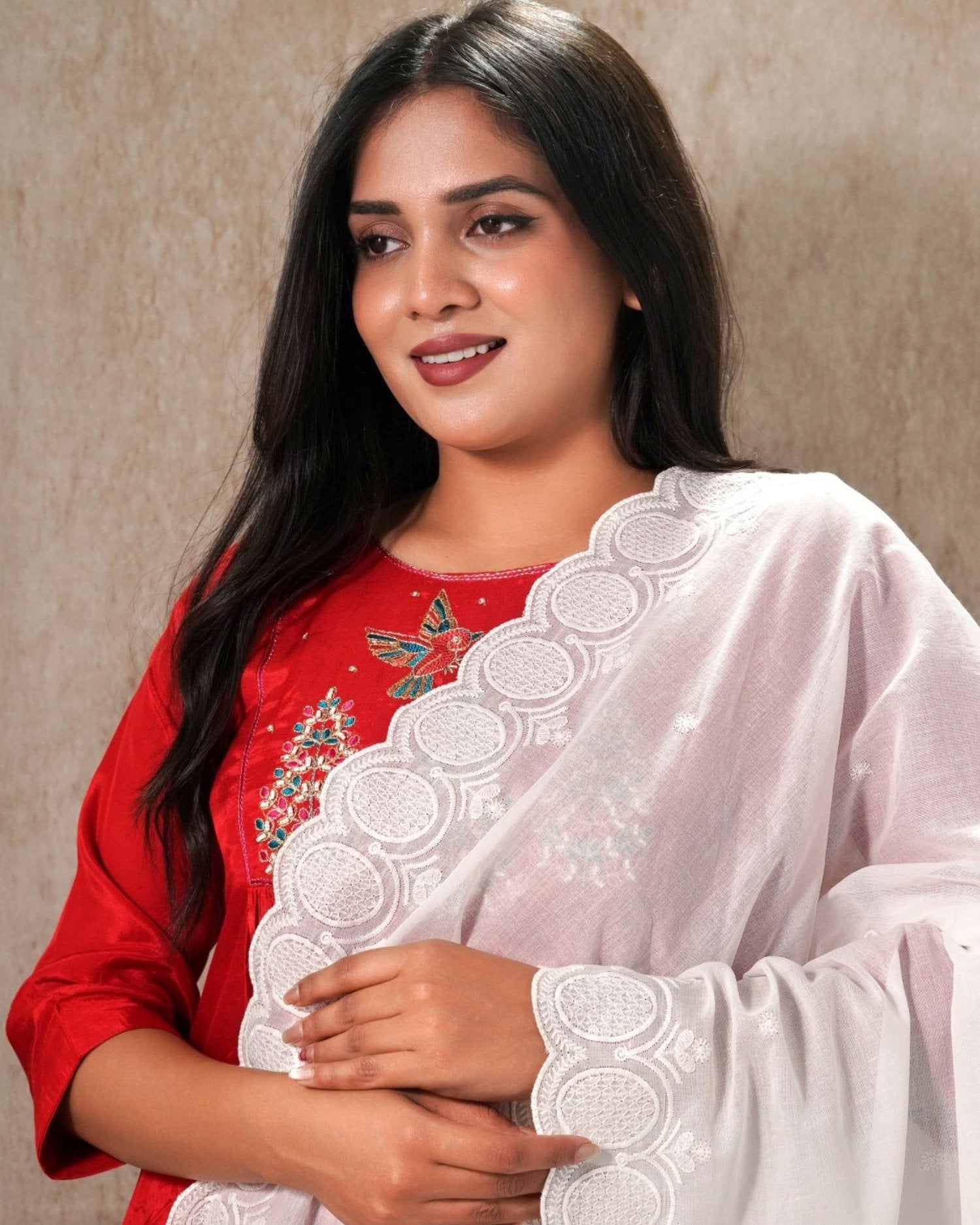 Dyeable Cotton Mulmul Dupatta - Signature Border 2