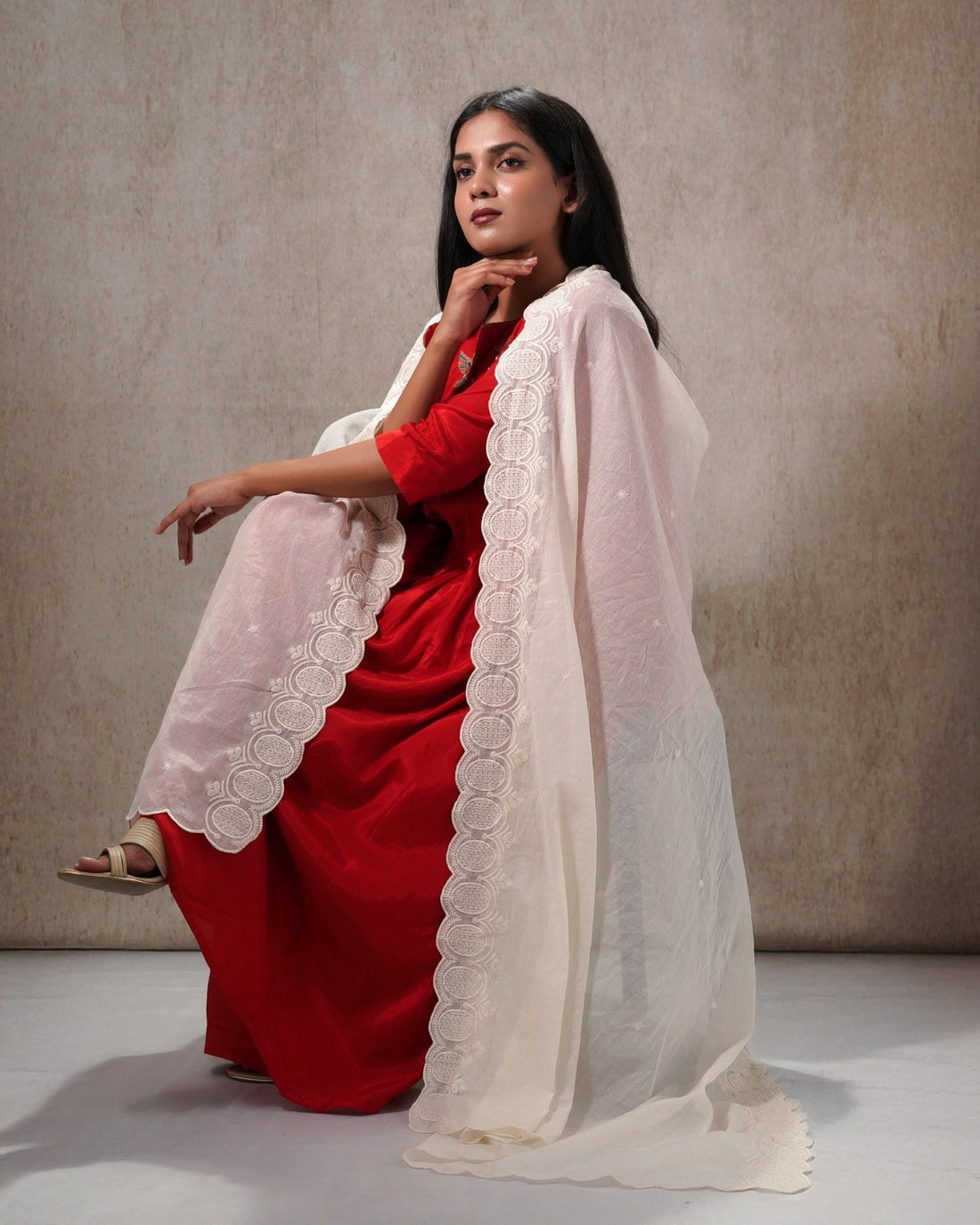 Dyeable Cotton Mulmul Dupatta - Signature Border 3