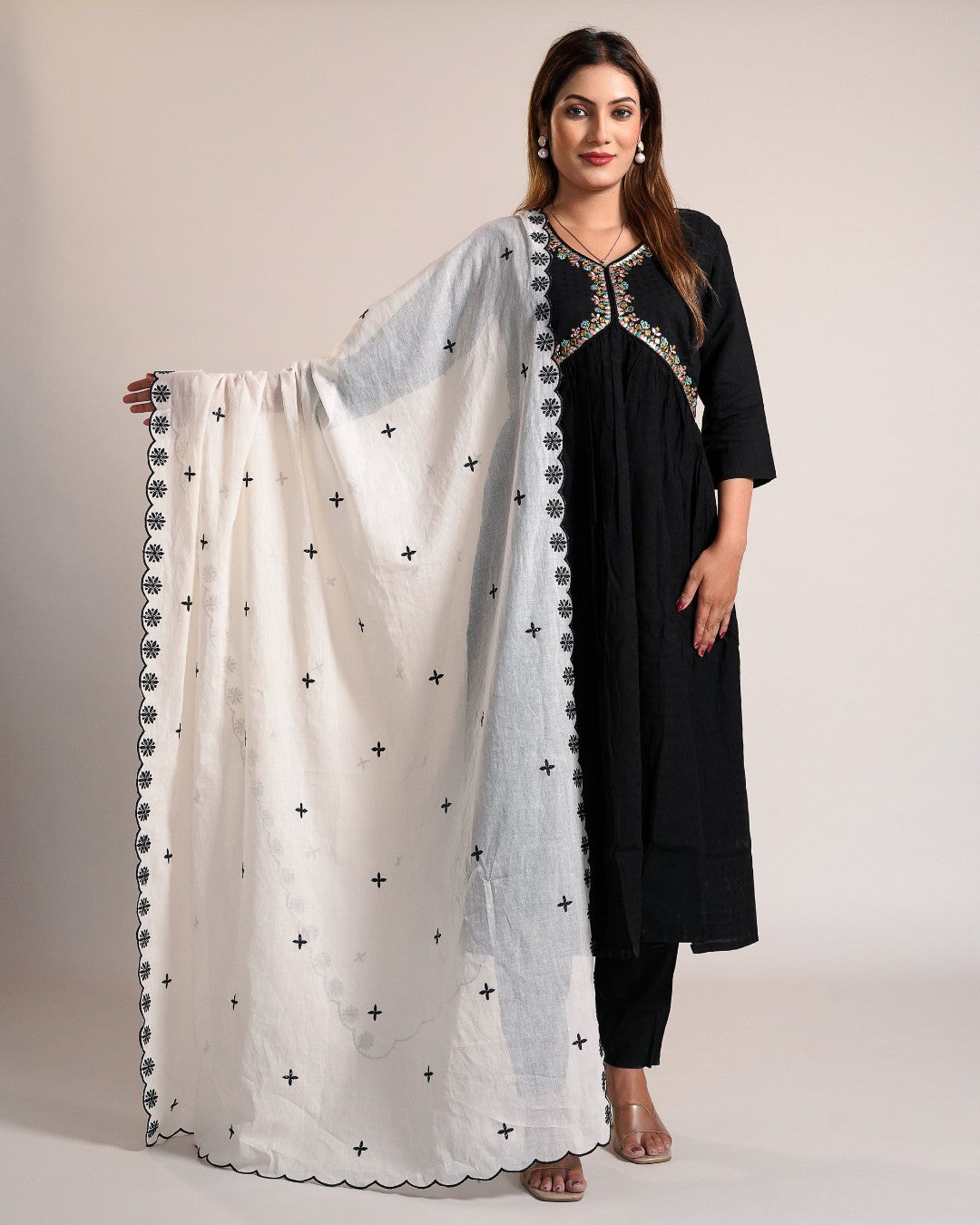 Dyeable Cotton Mulmul Dupatta - Soft Floral
