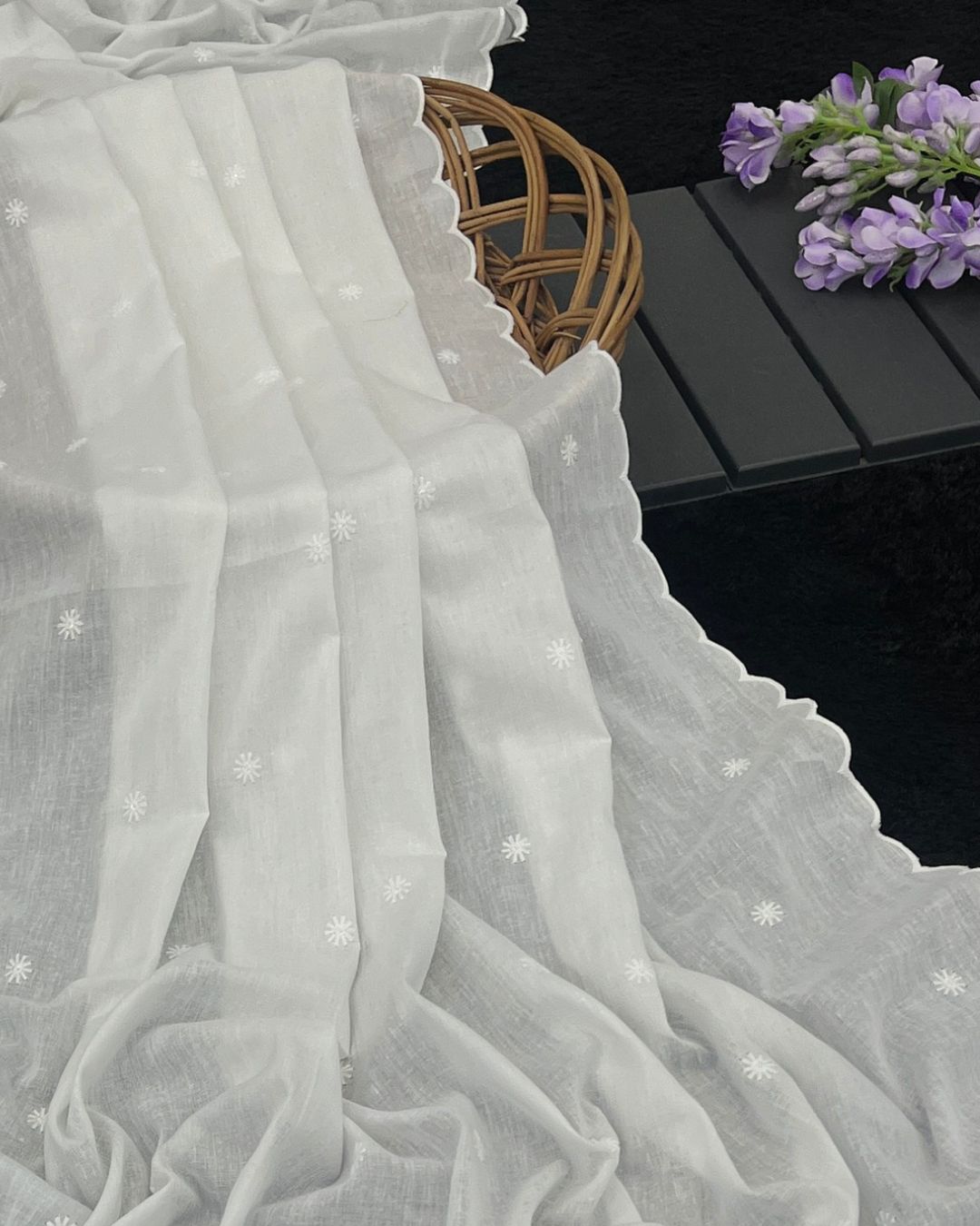 Dyeable Cotton Mulmul White Dupatta - Husn-e-Adaa