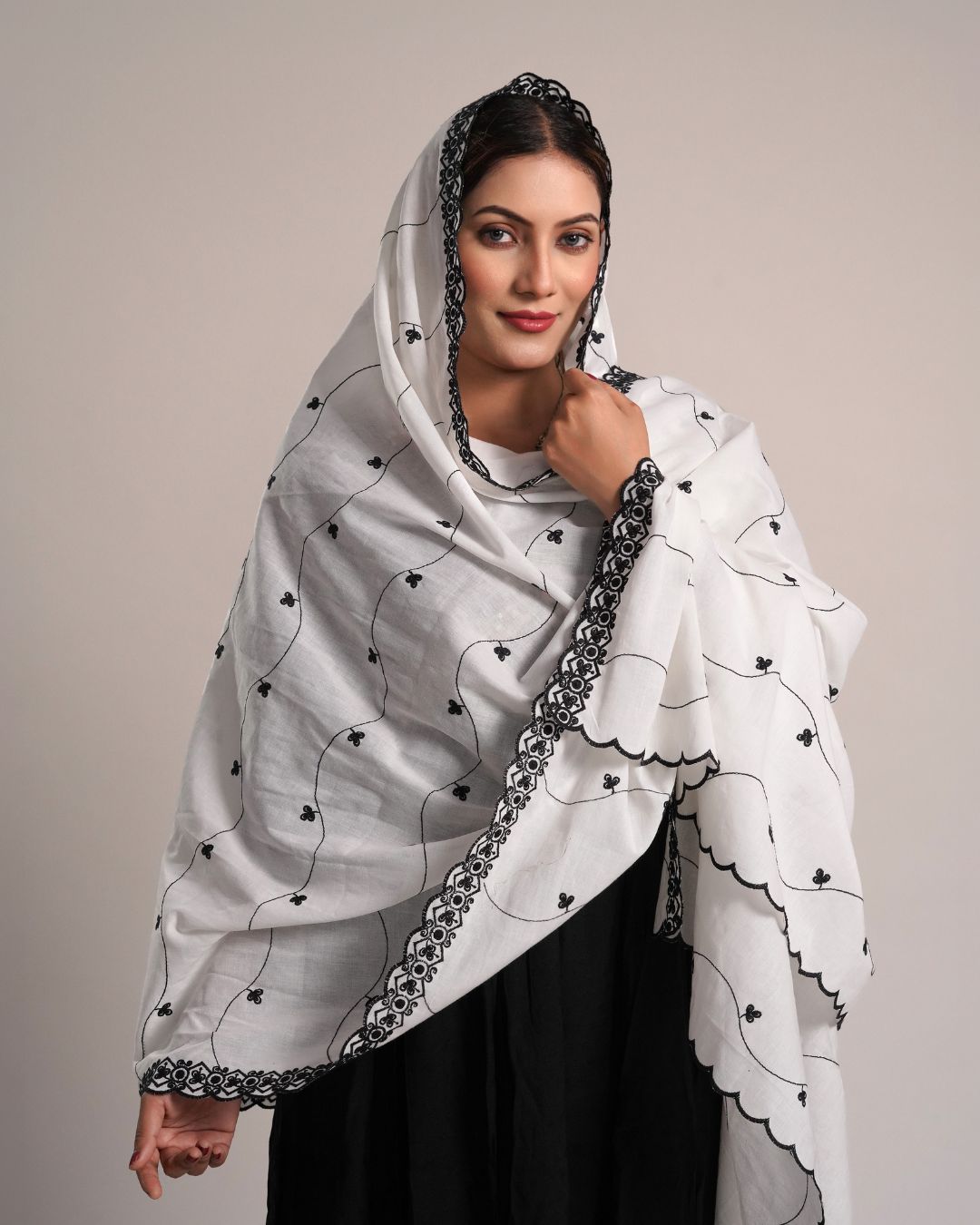 Dyeable Cotton Mulmul Dupatta - Flowy Waves