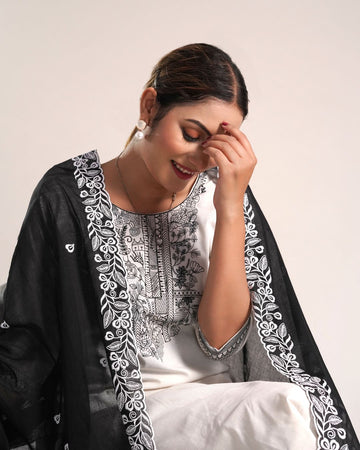 Black Cotton Mulmul Dupatta - Vine Motif