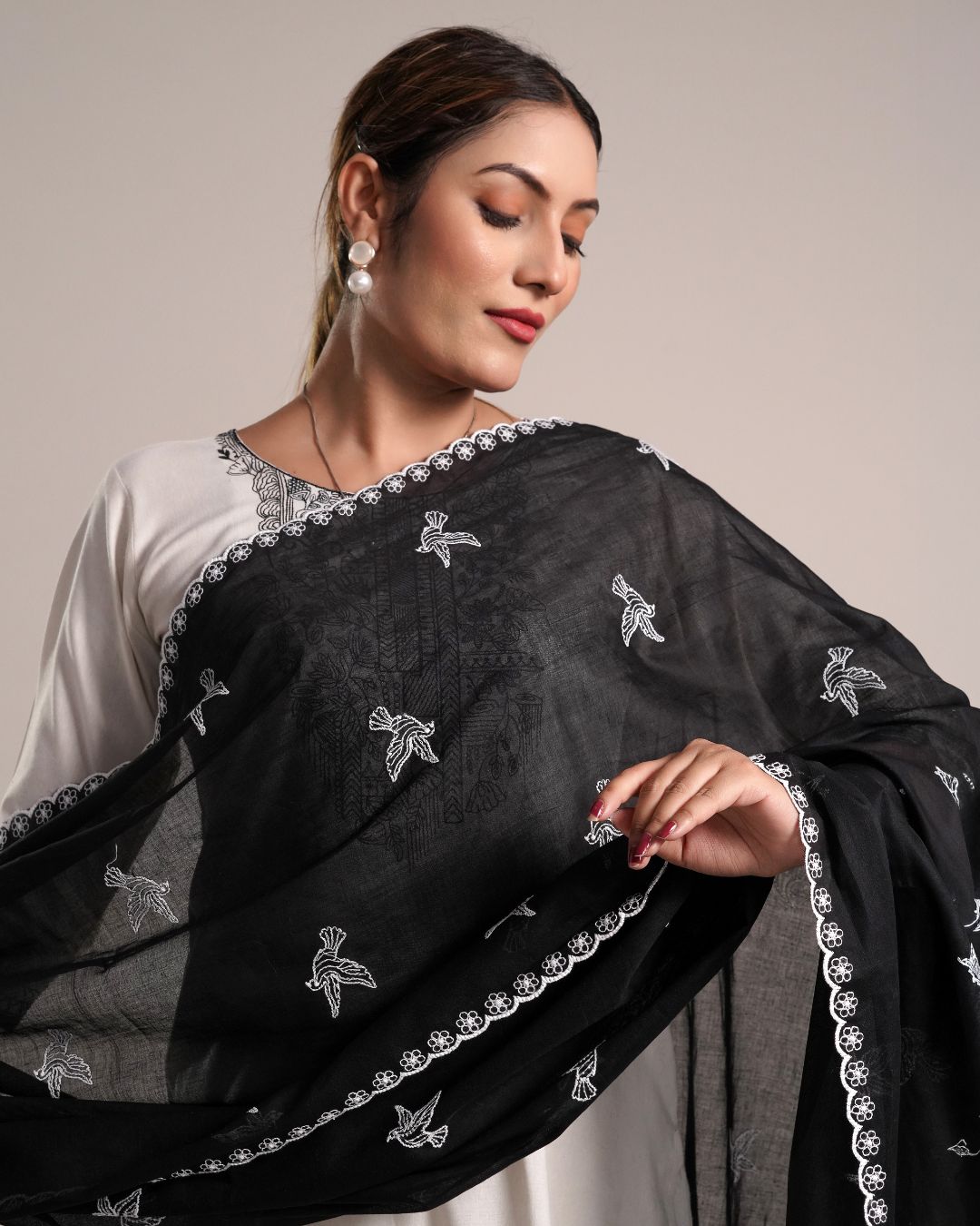Black Cotton Mulmul Dupatta - Flying Motifs