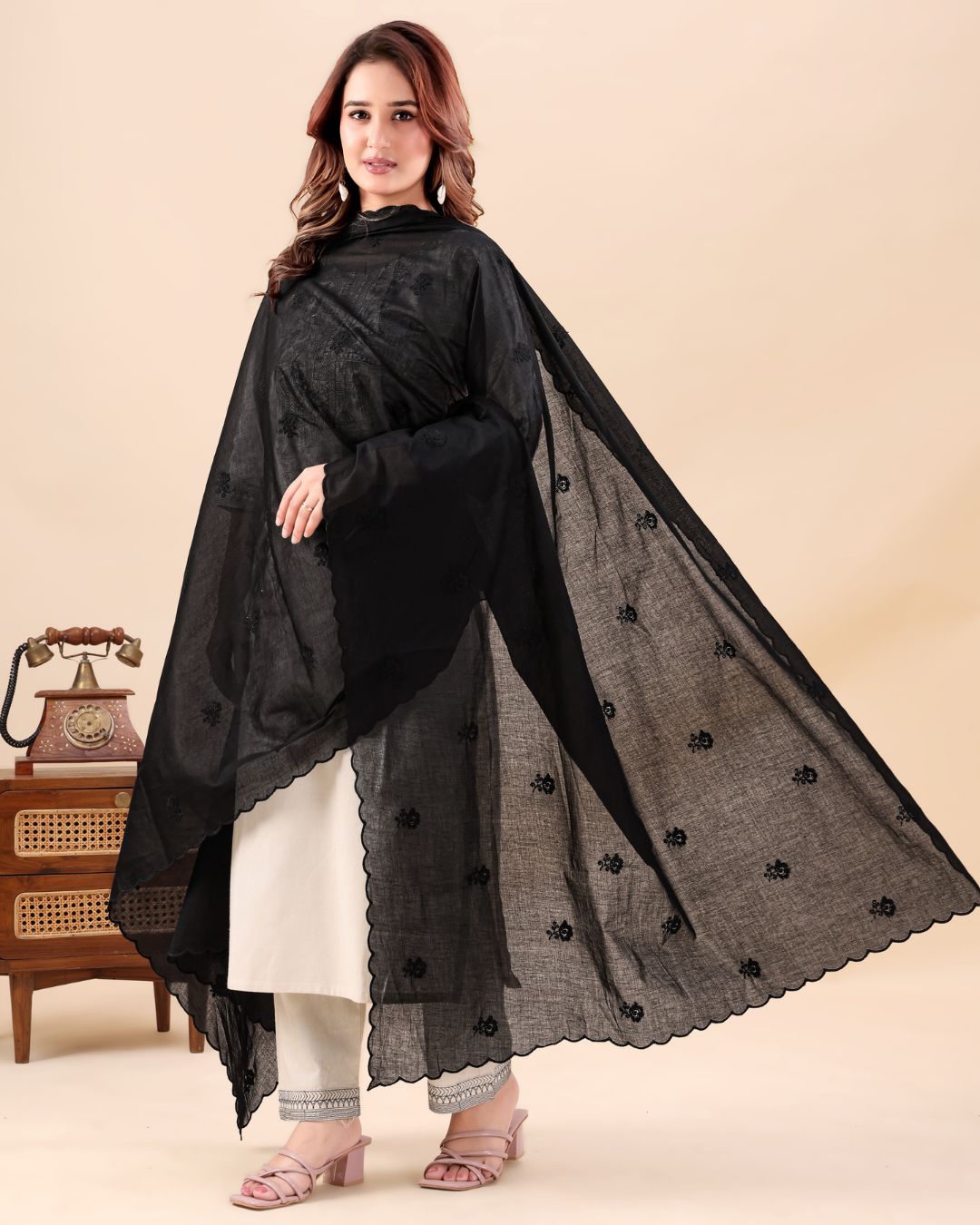Black Cotton Mulmul Dupatta - Mehrab Grace
